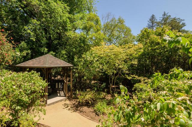 835 Mayfield Avenue, Stanford CA: https://media.crmls.org/mediaz/1cd206ae-d7f8-4f4e-9e68-ab99cd6c591e.jpg