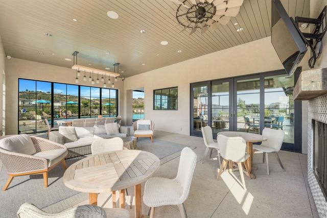 28079 Harvest Ct, Valley Center CA: https://media.crmls.org/mediaz/1cd20a74-f237-4ed4-861e-e92f3acf0c6d.jpg