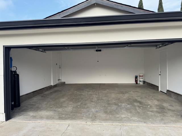 3211 Pentland Court, San Jose CA: https://media.crmls.org/mediaz/1cd3414d-c387-4798-bcf8-393bd2ba2247.jpg