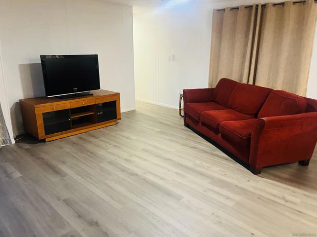 450 E Bradley, El Cajon CA: https://media.crmls.org/mediaz/1cd56e02-8bd1-4008-bfca-21fc66de1538.jpg