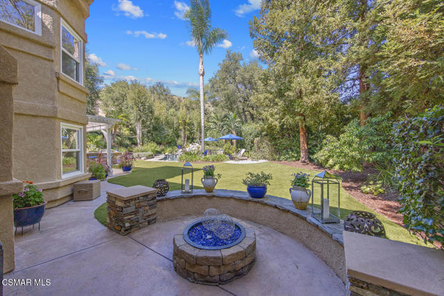 1732 Crooked Trail Place, Westlake Village CA: https://media.crmls.org/mediaz/1cd6257a-f7e2-42b3-b616-474cd1a6d9db.jpg