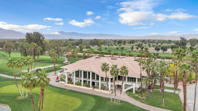 910 Island Drive #112, Rancho Mirage, CA 92270