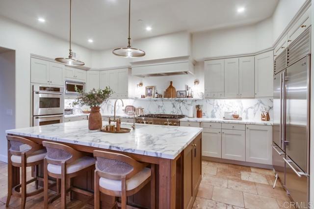 Detail Gallery Image 22 of 70 For 8308 Top O the Morning Way, San Diego,  CA 92127 - 5 Beds | 5/1 Baths