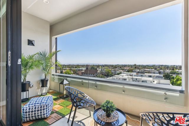 Unobstructed Views