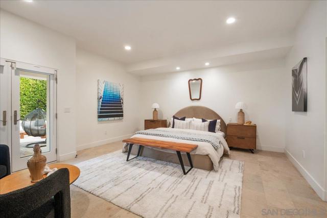 3535 Riviera Drive, San Diego CA: https://media.crmls.org/mediaz/1cd933e9-fbfc-40f8-a0ce-e6d96a407808.jpg