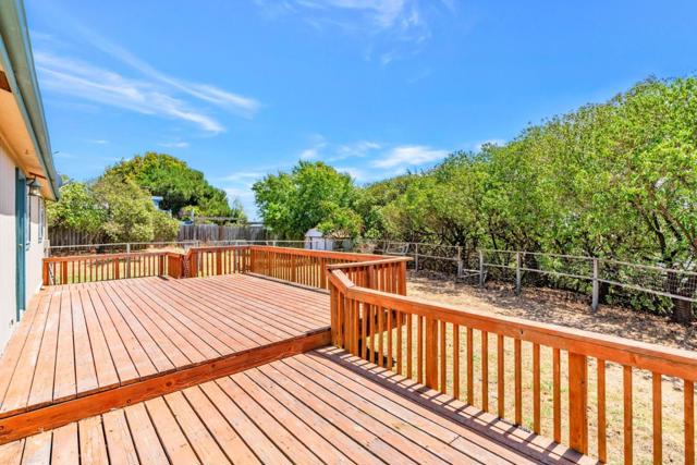501 Trail Drive, Moss Landing CA: https://media.crmls.org/mediaz/1cd9d26b-bf63-40c9-a6a1-3daae3046fe7.jpg