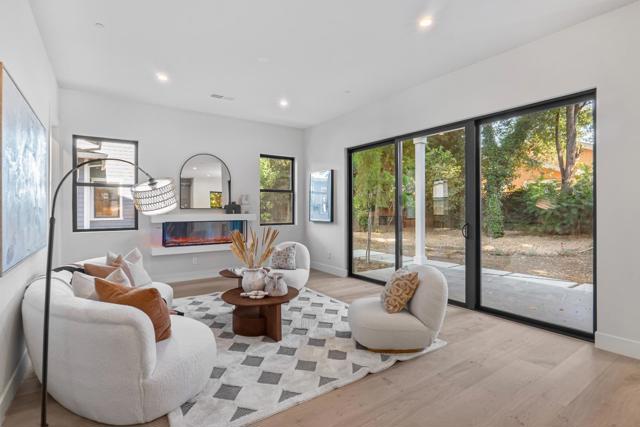 767 Cuesta Drive, Mountain View CA: https://media.crmls.org/mediaz/1cda2107-f93b-48bd-8eb0-e5b8136083d6.jpg