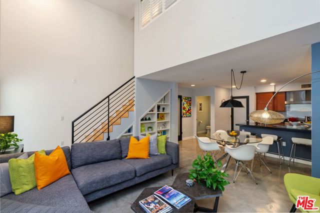 2 Bed Home for Sale in Los Angeles, California