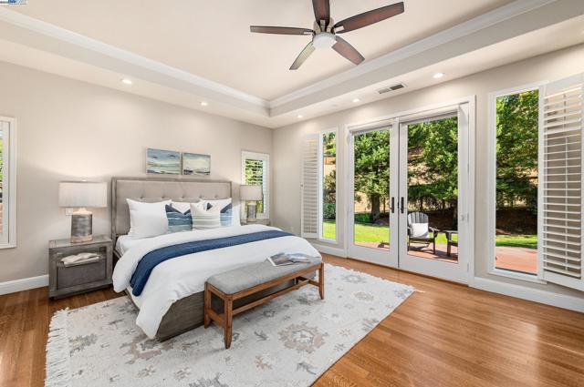 1398 Benedict Ct, Pleasanton CA: https://media.crmls.org/mediaz/1cdc644f-f92f-4aac-b9c9-a43f0b3dcf0d.jpg