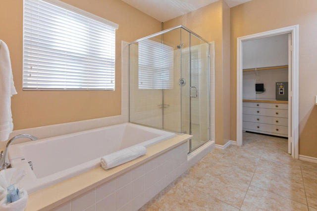 462 Via De La Paz, Palm Desert CA: https://media.crmls.org/mediaz/1cdd5216-fb34-43b2-9048-583246d8d068.jpg