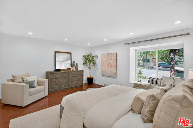 1920 Pandora Avenue, Los Angeles CA: https://media.crmls.org/mediaz/1cddb338-9b78-4e5e-b8ea-9ce5e537c991.jpg