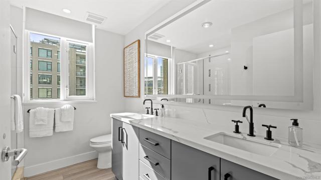 325 7Th Ave, San Diego CA: https://media.crmls.org/mediaz/1cddba39-6122-4ba0-95a3-45ef2aacd32f.jpg