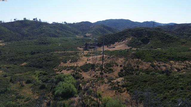 11311 Pine Flat, Healdsburg CA: https://media.crmls.org/mediaz/1cddca90-59fd-40fd-840b-51d9a8d24f52.jpg