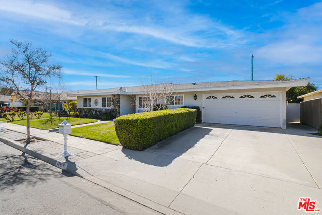 1091 Vallejo Avenue photo 4