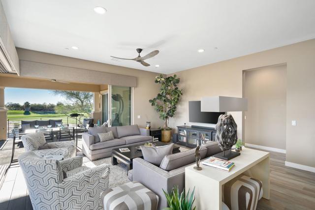 603 Retreat Circle, Palm Desert CA: https://media.crmls.org/mediaz/1cdec102-6dc5-43b7-847f-8948b3503c34.jpg