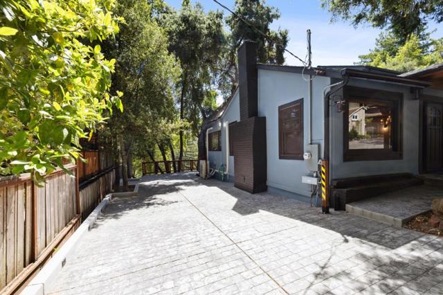 19940 Oakmont Drive, Los Gatos CA: https://media.crmls.org/mediaz/1cded3e9-bb53-4b52-9382-d5dd948cc9f4.jpg