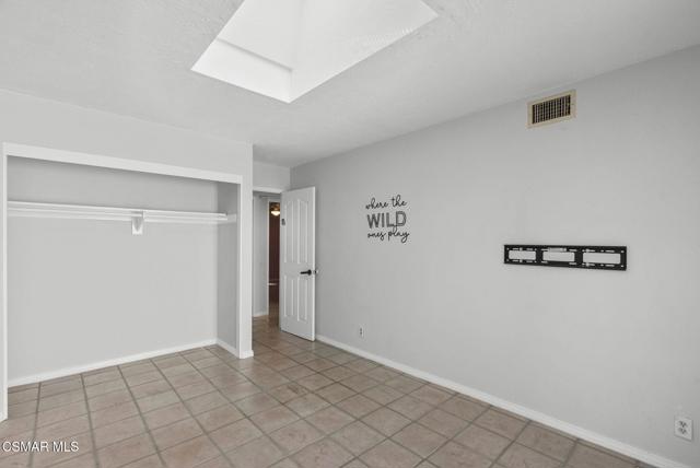 4411 Regents Court, Westlake Village CA: https://media.crmls.org/mediaz/1cdf4ceb-ace5-4a55-8b42-ac026abe3d42.jpg