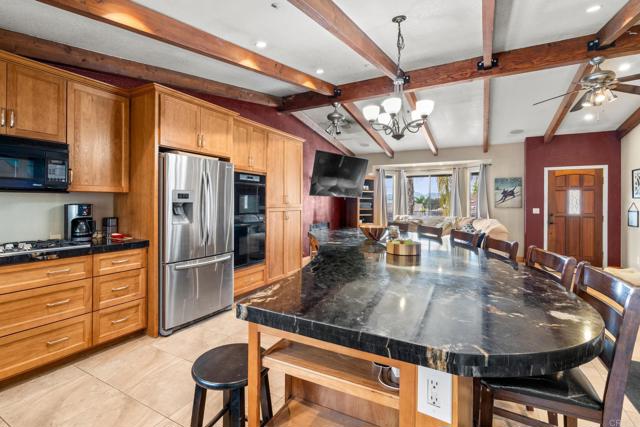 Detail Gallery Image 9 of 26 For 8321 Sheila St, El Cajon,  CA 92021 - 3 Beds | 2 Baths