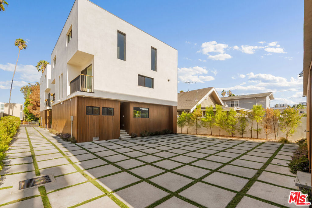 MLS #26869087 image #3