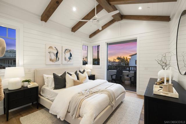 464 466 Westbourne, San Diego CA: https://media.crmls.org/mediaz/1ce21d16-7a0c-4871-81ba-ada9bda09823.jpg
