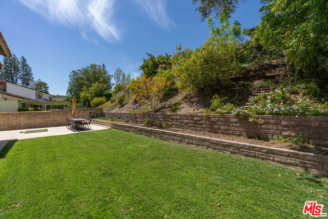 683 Triunfo Canyon Road, Westlake Village CA: https://media.crmls.org/mediaz/1ce2973d-5fee-4810-8b9c-81eb36594c02.jpg