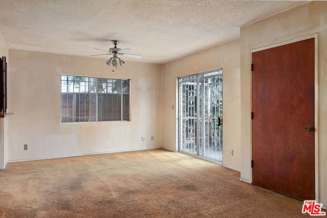 717 Marco Place, Venice CA: https://media.crmls.org/mediaz/1ce2b6a5-799c-4c10-ad11-e54018680296.jpg