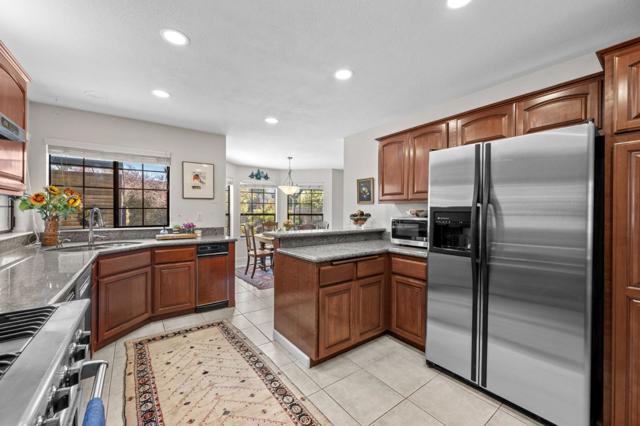 316 Valdez Avenue, Half Moon Bay CA: https://media.crmls.org/mediaz/1ce30bb2-fa2d-4fac-a520-e4ca463823ea.jpg