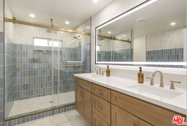 1747 Wollacott Street, Redondo Beach, California 90278, 3 Bedrooms Bedrooms, 0 ,3 BathroomsBathrooms,Residential,For Sale,Wollacott,0,26855783
