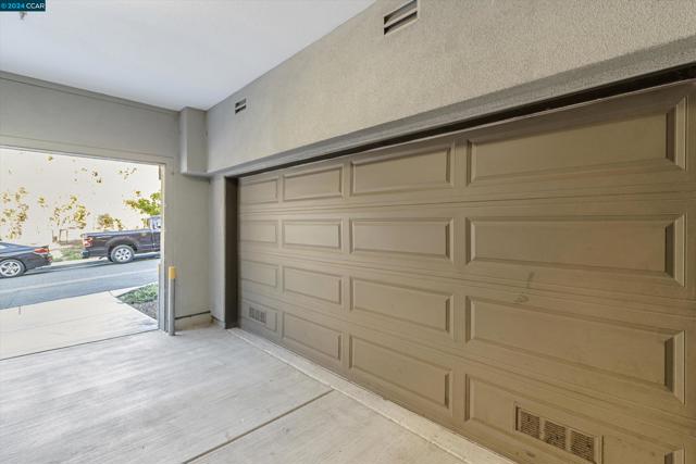 Image 43 of 60 For 6719 Skyview Dr