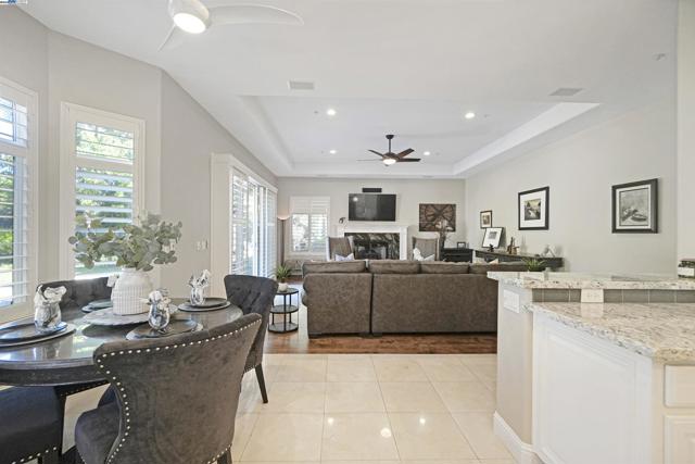 964 Piemonte Dr, Pleasanton CA: https://media.crmls.org/mediaz/1ce41c8f-0a77-4535-8f31-7d4789fd8bb6.jpg