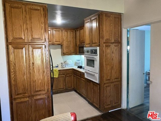 2 Bed Home for Sale in Newhall, California