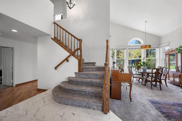 1205 Masterpiece Dr, Oceanside CA: https://media.crmls.org/mediaz/1ce45b2d-ae8b-4655-ba50-5183a0b64a8a.jpg
