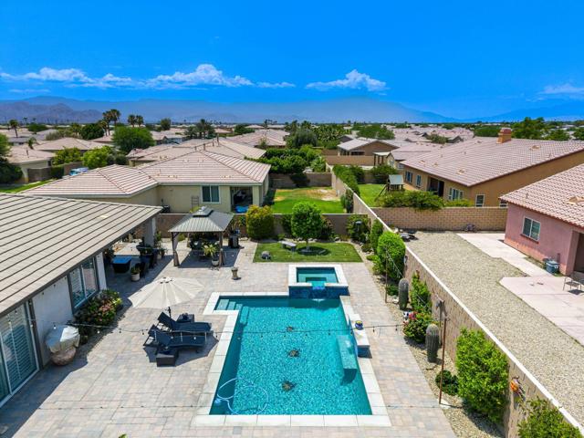 82806 Vincent Drive, Indio CA: https://media.crmls.org/mediaz/1ce4bc16-cf38-42c0-ab2c-261a006ded61.jpg