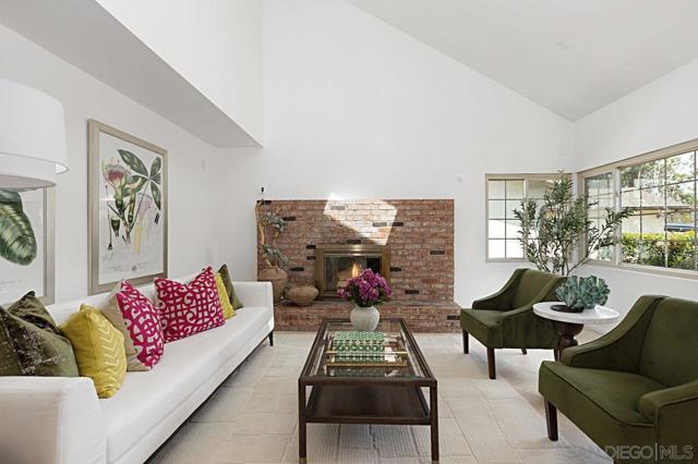4755 Cather Ave, San Diego CA: https://media.crmls.org/mediaz/1ce50379-a49c-429f-8c00-6a9737a45940.jpg