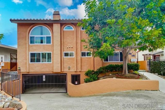 361 Rosecrans Street, San Diego, California 92106, 2 Bedrooms Bedrooms, ,2 BathroomsBathrooms,Condominium,For Sale,Rosecrans Street,250020947SD