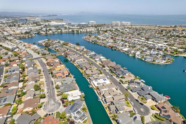 752 Matsonia Drive, Foster City CA: https://media.crmls.org/mediaz/1ce58c7a-73b3-4a8a-891f-0253196cf5b0.jpg