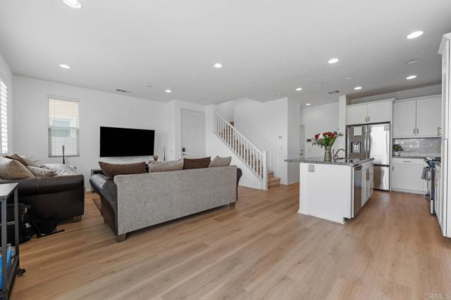 5441 San Roberto, San Diego CA: https://media.crmls.org/mediaz/1ce5bdb8-bdee-48fb-adb8-2336bb06c2ec.jpg
