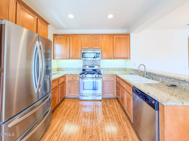 Detail Gallery Image 9 of 36 For 8262 Onyx St, Ventura,  CA 93004 - 2 Beds | 2 Baths