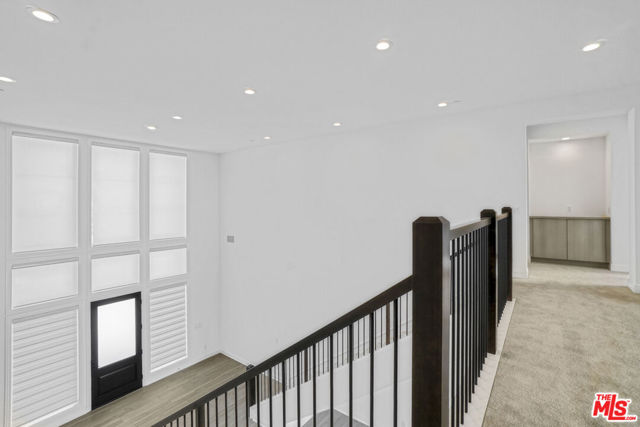 20188 W Marlow Lane, Porter Ranch CA: https://media.crmls.org/mediaz/1ce65b3a-1f1e-4dd2-a28f-6cd70c71d70a.jpg