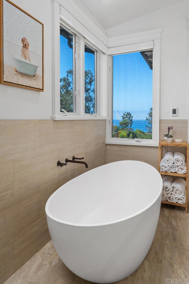 555 Amphitheatre Drive - photo 13