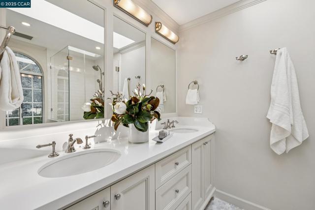 1023 Ameno Court, Lafayette CA: https://media.crmls.org/mediaz/1ce6bc4a-cc38-4b6d-8134-f6051b1a4597.jpg