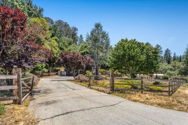 284 Brooktree Ranch Road, Aptos CA: https://media.crmls.org/mediaz/1ce732fe-b643-40c6-a511-2fb2f0b2ae88.jpg