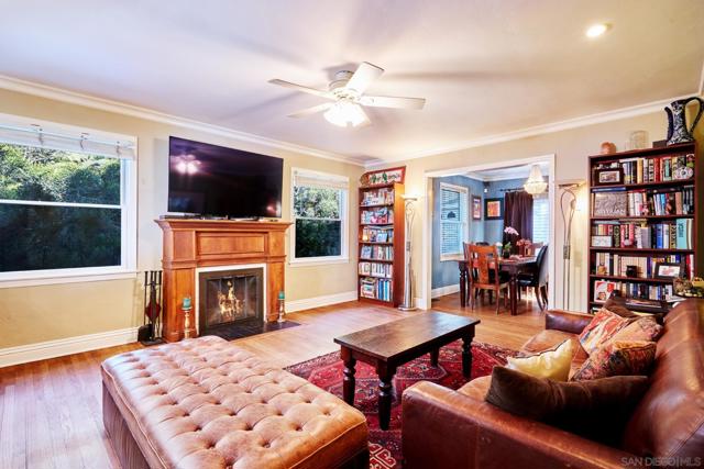 8417 Lemon Avenue, La Mesa CA: https://media.crmls.org/mediaz/1ce73382-8ed7-4dbe-9496-6bf80342a2be.jpg