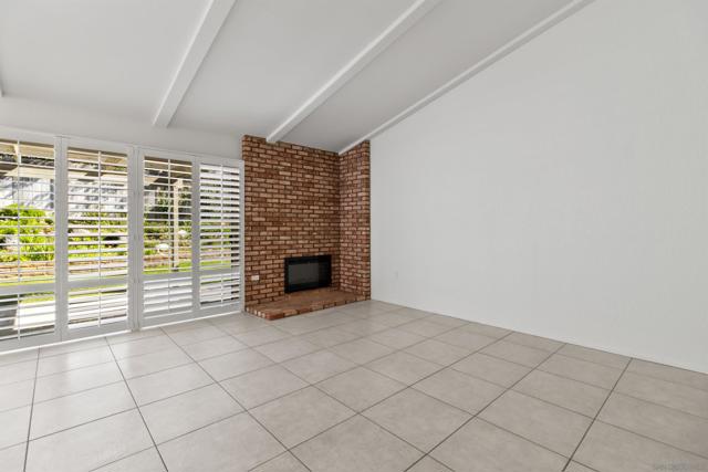 7214 Manzanita, Carlsbad CA: https://media.crmls.org/mediaz/1ce815c5-0015-454a-ac97-3d8513fc7a31.jpg