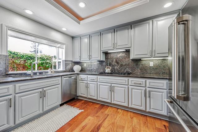 100 Danbury Lane, Redwood City CA: https://media.crmls.org/mediaz/1ce849ce-c7ac-4fa3-9091-9c032a98daf3.jpg