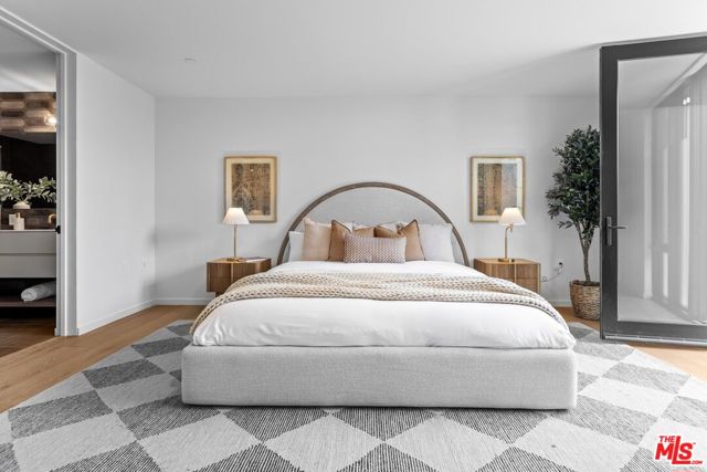 1618 Hilts Avenue, Los Angeles CA: https://media.crmls.org/mediaz/1ce992e3-5c5a-4361-a90c-45397621fabe.jpg
