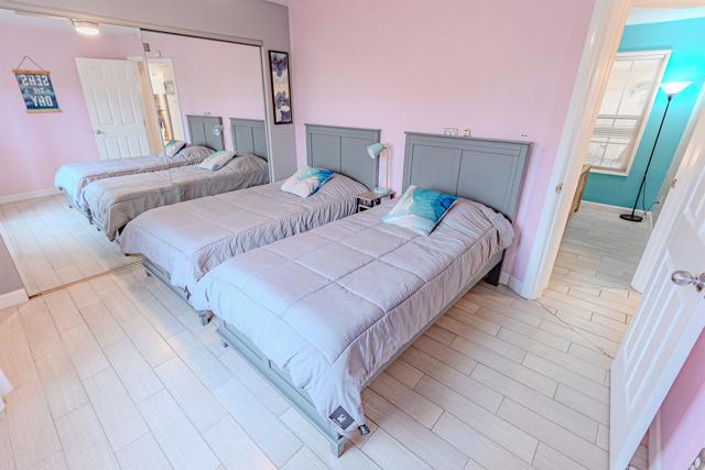207 Elkwood Ave, Imperial Beach CA: https://media.crmls.org/mediaz/1ceaafa0-13a1-49cc-8de2-2aab2f76dc5a.jpg