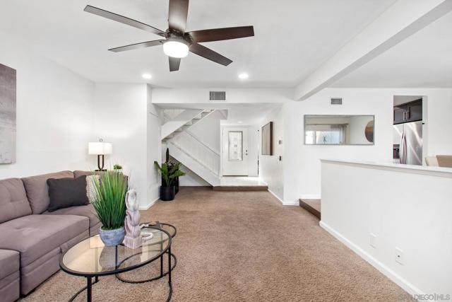 5637 Lake Murray Blvd, La Mesa CA: https://media.crmls.org/mediaz/1ceba383-4a1d-455e-907d-db2ee23598bf.jpg