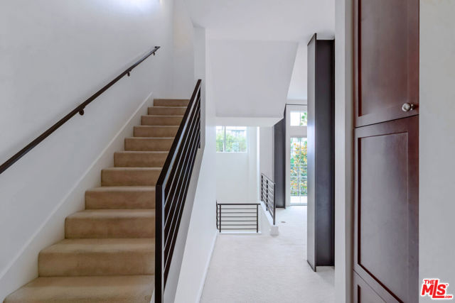 5350 Playa Vista Drive, 14 photo 10