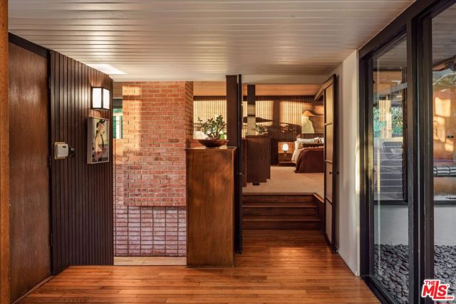 Image 10 of 53 For 1966 Lucile Avenue